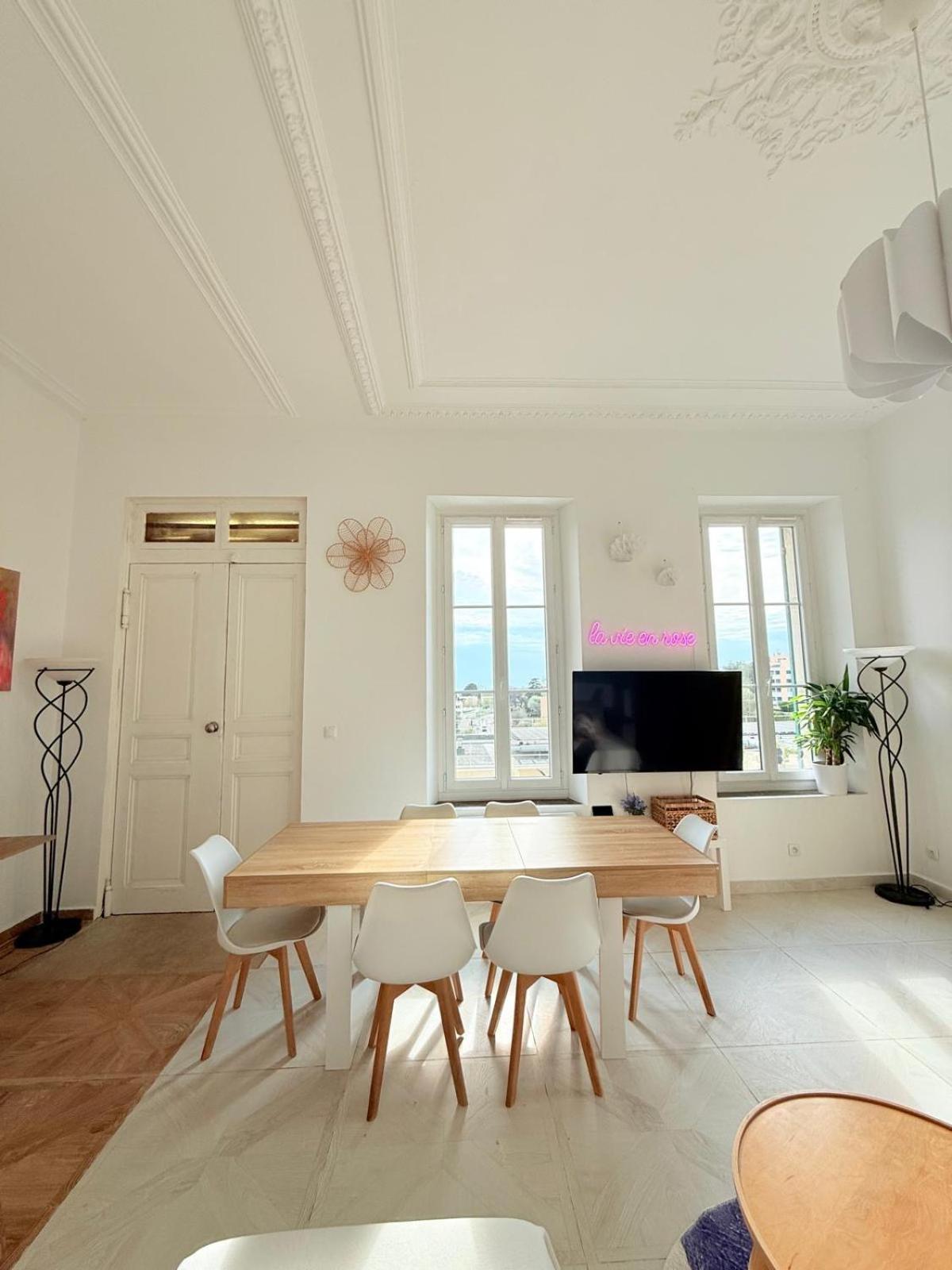 Maisons Detente Jardin, Terrasse Vue Mer Et Spa Marseille Bilik gambar